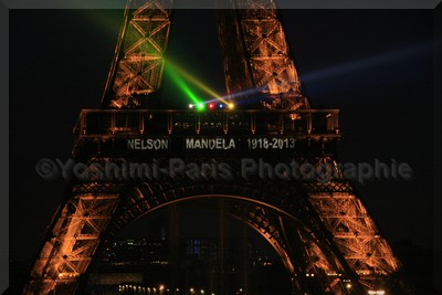 Tour Eiffel - Hommage à Nelson Mandela - Décembre 2013